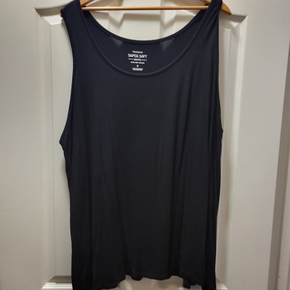 Torrid Super Soft Black Swing Tank